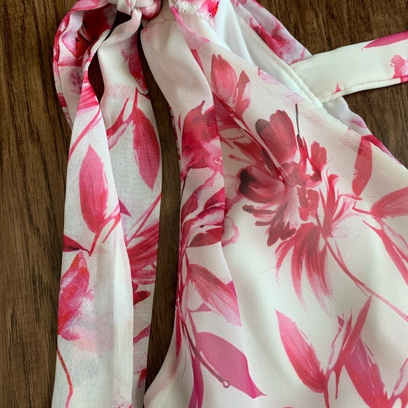 Silver Bloom pink and white dress - Picture 6 of 10